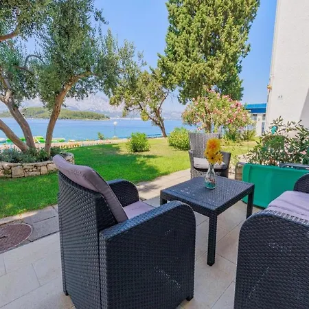 Apartment - Comfort One Bedroom E5 *