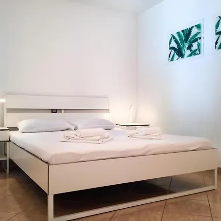 아파트 - Comfort One Bedroom E5 *